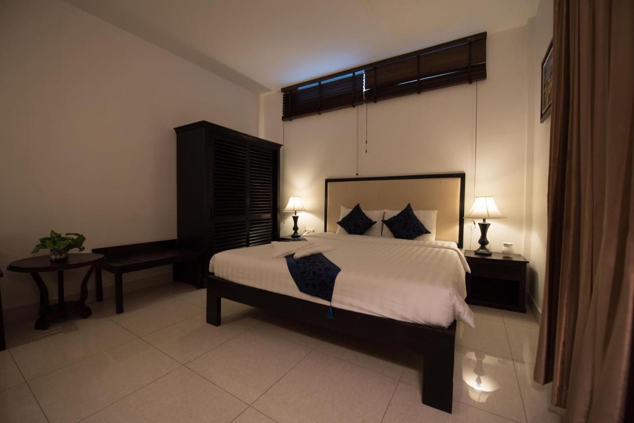 Homesyn Hotel Phnom Penh Esterno foto