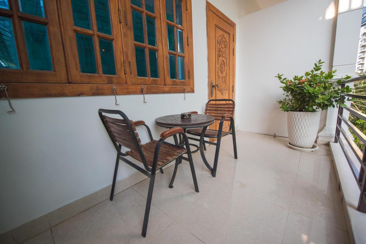 Homesyn Hotel Phnom Penh Esterno foto